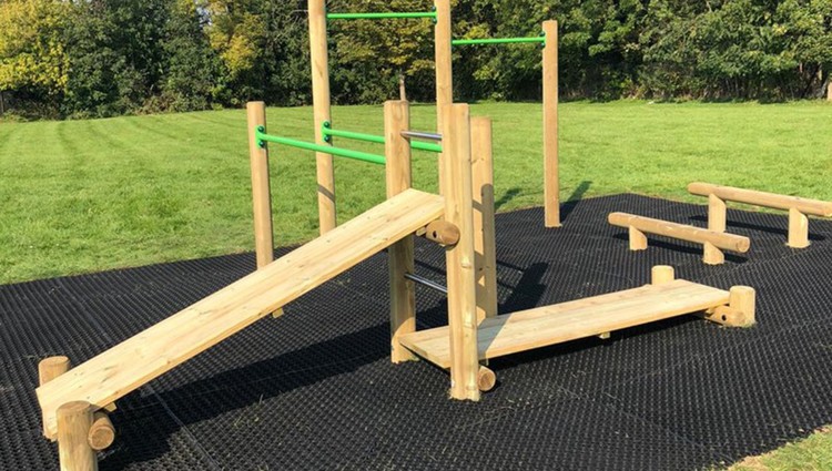 Schools invest in outdoor gyms